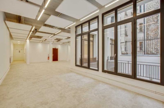 A LOUER Bureaux 872m2 ref 1134885-0L