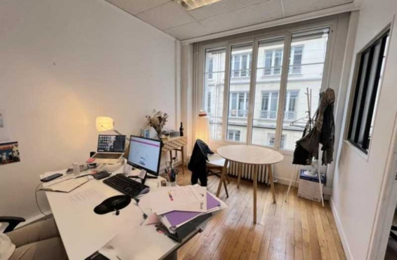 A LOUER Bureaux 89m2 ref 2165924-0L