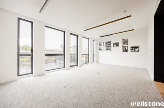 A LOUER Bureaux 924m2 ref 1462054-0L