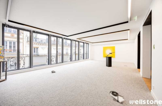 A LOUER Bureaux 924m2 ref 1462054-0L