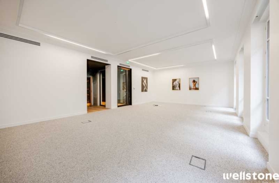 A LOUER Bureaux 924m2 ref 1462054-0L