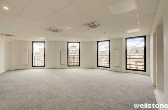 A LOUER Bureaux 928m2 ref 1462089-0L