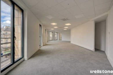 A LOUER Bureaux 928m2 ref 1462089-0L