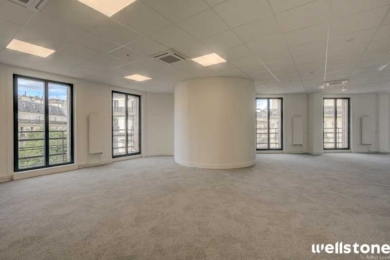 A LOUER Bureaux 928m2 ref 1462089-0L