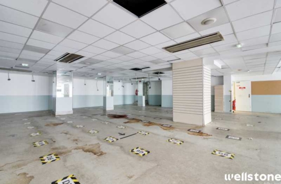 A LOUER Bureaux et Locaux commerciaux 635m2 ref 1454198-0L