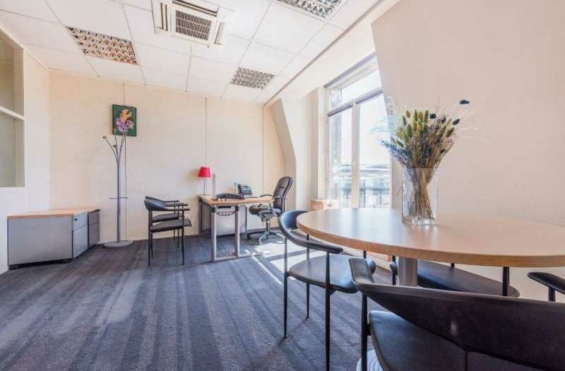 A LOUER coworking 221 postes ref 823251-0LCWN