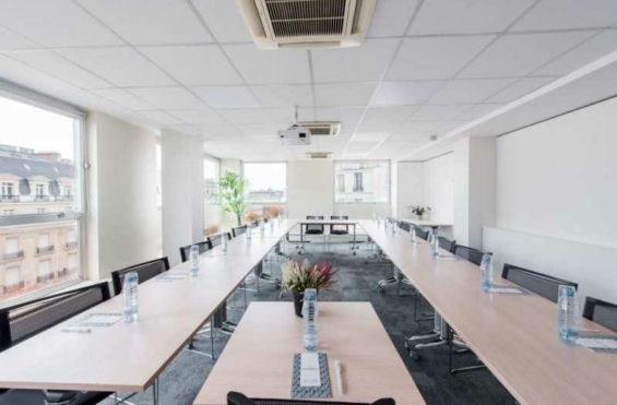 A LOUER coworking 289 postes ref 823294