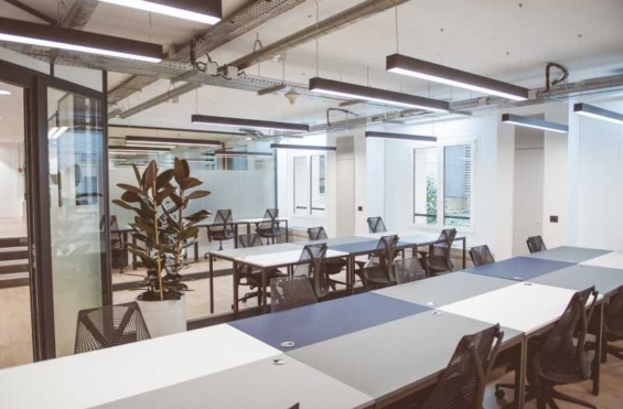 A LOUER coworking 362 postes ref 1284818-0LCW1