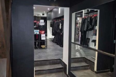A LOUER Locaux commerciaux 291m2 ref 2156921-0L