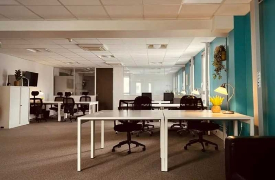 A SOUS-LOUER Bureaux 120m2 ref 1454223-0L