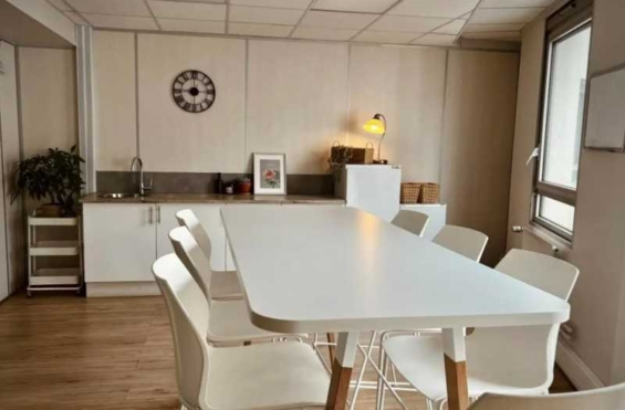 A SOUS-LOUER Bureaux 120m2 ref 1454223-0L