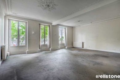 A VENDRE Bureaux 106m2 ref 1070040-0V