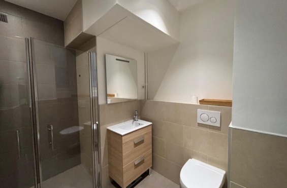 A VENDRE Bureaux 109m2 ref 2139429-0V