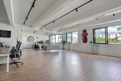 A VENDRE Bureaux 115m2 ref 2154640-0V