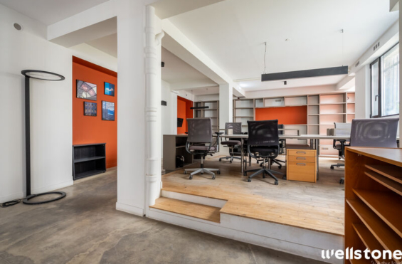 A VENDRE Bureaux 118m2 ref 2166045-0V