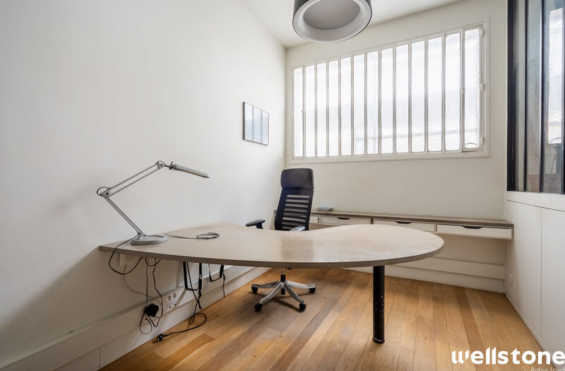 A VENDRE Bureaux 118m2 ref 2166045-0V