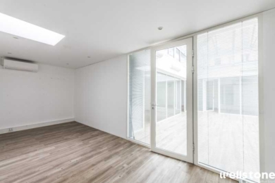 A VENDRE Bureaux 136m2 ref 1094704-0V
