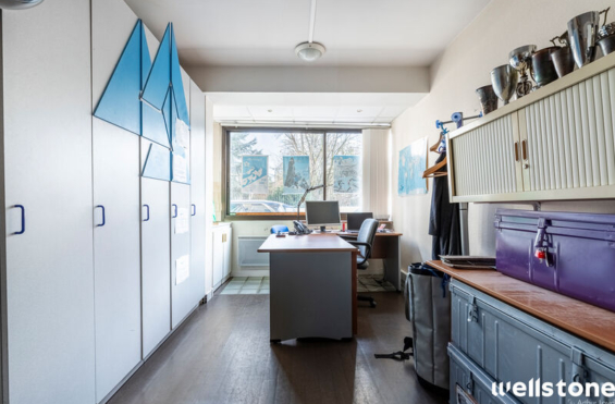A VENDRE Bureaux 143m2 ref 2143720-0V