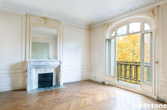 A VENDRE Bureaux 1473m2 ref 2186625-0V