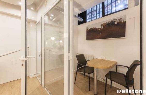 A VENDRE Bureaux 158m2 ref 2183663-0V