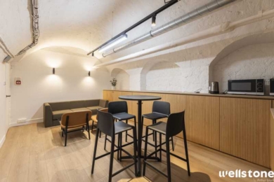 A VENDRE Bureaux 158m2 ref 2183663-0V