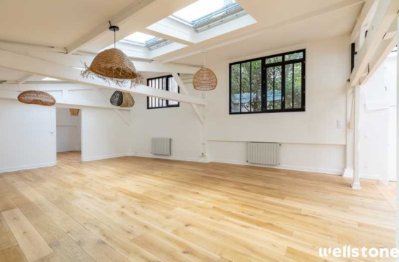 A VENDRE Bureaux 188m2 ref 1755717-0V