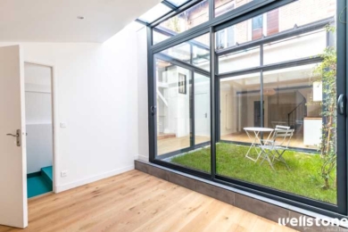 A VENDRE Bureaux 188m2 ref 1755717-0V