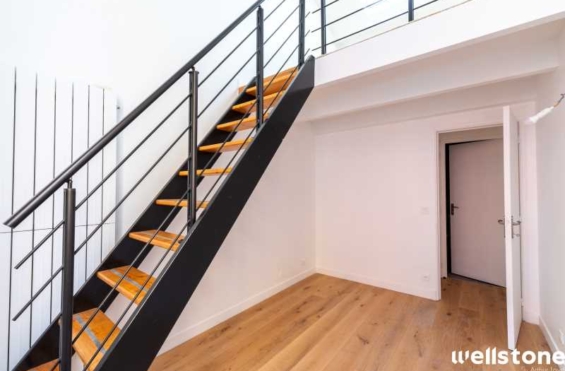 A VENDRE Bureaux 188m2 ref 1755717-0V