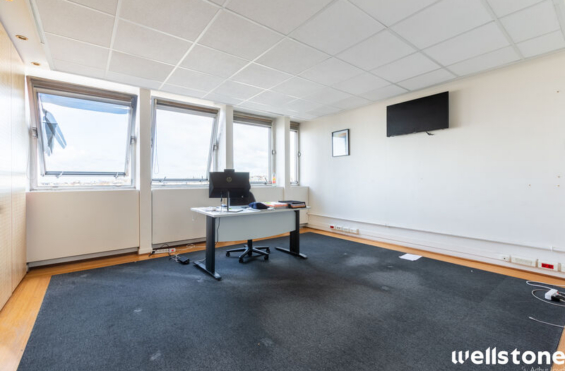A VENDRE Bureaux 193m2 ref 2184789-0V