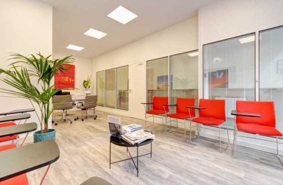A VENDRE Bureaux 196m2 ref 1454066-0V