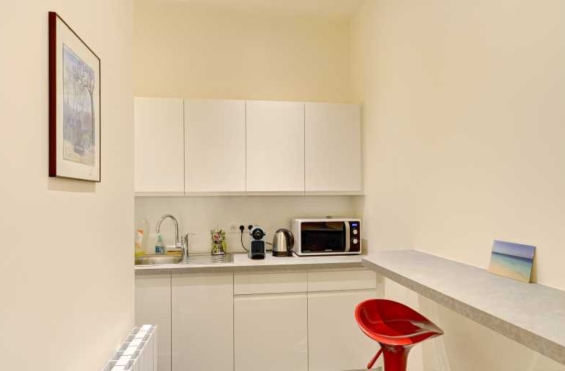 A VENDRE Bureaux 196m2 ref 1454066-0V