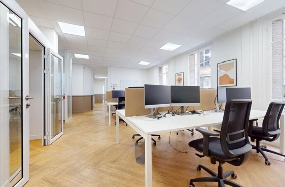 A VENDRE Bureaux 237m2 ref 2139376-0V