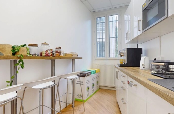 A VENDRE Bureaux 237m2 ref 2139376-0V