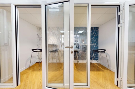 A VENDRE Bureaux 237m2 ref 2139376-0V