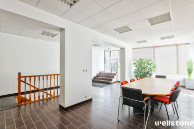 A VENDRE Bureaux 240m2 ref 2179618-0V