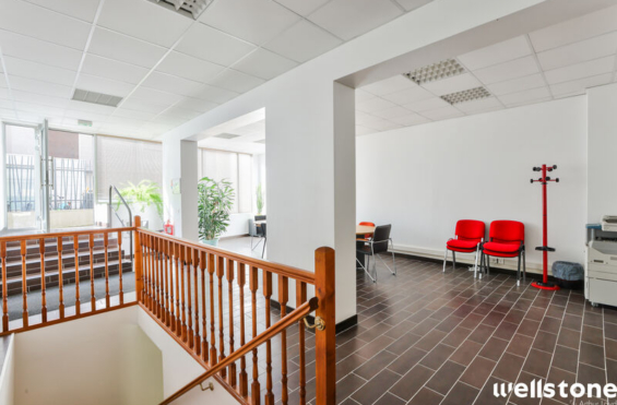 A VENDRE Bureaux 240m2 ref 2179618-0V