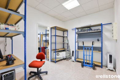 A VENDRE Bureaux 240m2 ref 2179618-0V
