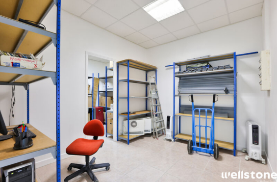A VENDRE Bureaux 240m2 ref 2179618-0V