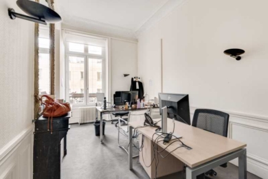 A VENDRE Bureaux 300m2 ref 1134884-0V