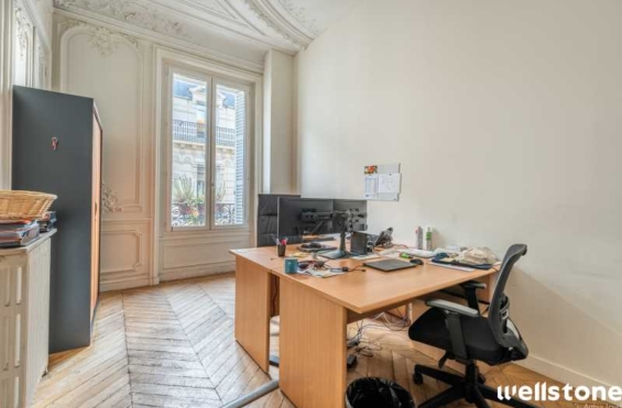 A VENDRE Bureaux 300m2 ref 1134884-0V