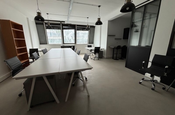 A VENDRE Bureaux 52m2 ref 2171716-0V