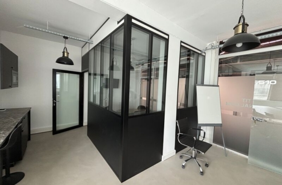 A VENDRE Bureaux 52m2 ref 2171716-0V