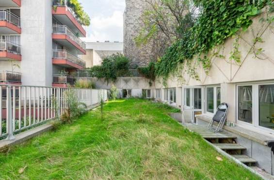 A VENDRE Bureaux 585m2 ref 2165918-0V