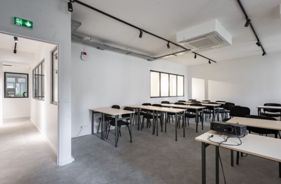 A VENDRE Bureaux 585m2 ref 2165918-0V