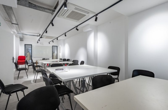 A VENDRE Bureaux 585m2 ref 2165918-0V