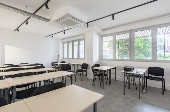 A VENDRE Bureaux 585m2 ref 2165918-0V