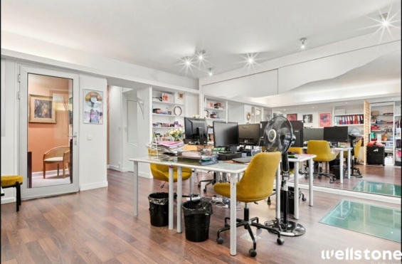 A VENDRE Bureaux 68m2 ref 2186165-0V