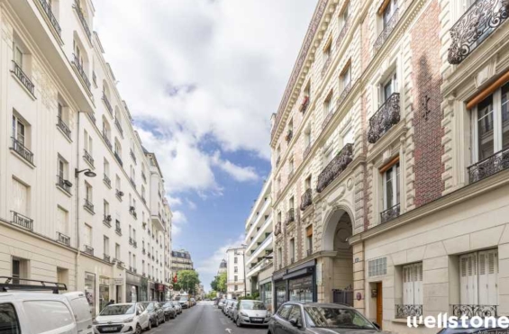 A VENDRE Bureaux 91m2 ref 1400121-0V