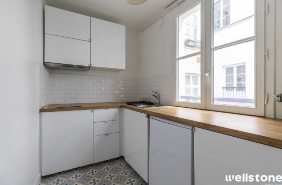 A VENDRE Bureaux 94m2 ref 2203387-0V