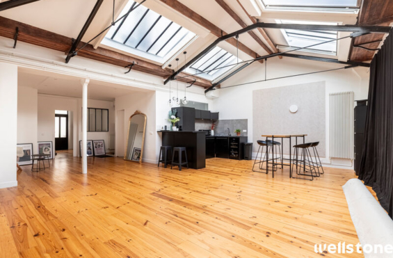 A VENDRE Bureaux et Ateliers 106m2 ref 2195385-0V
